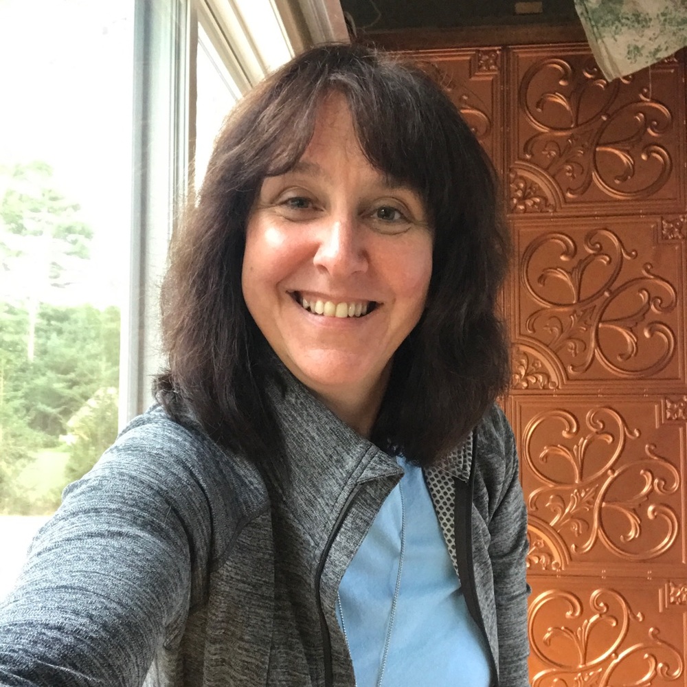 Meet your Posher, Lisa